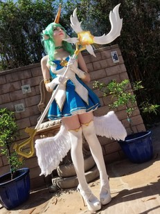 c9女装大佬最新作品:cos索拉卡 修长美腿赛过女人